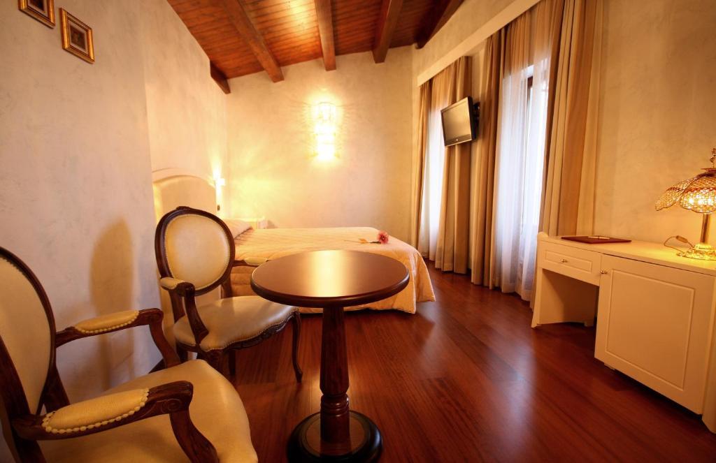 Hotel Rojan Sulmona Værelse billede