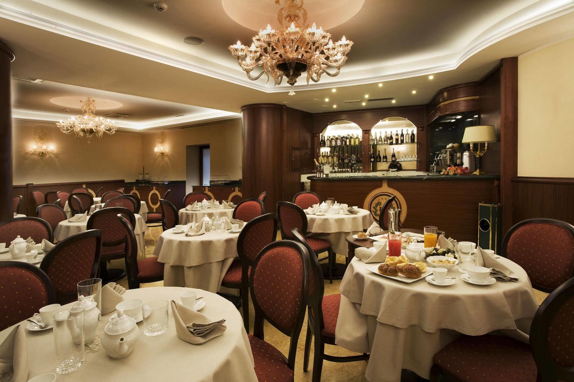 Hotel Rojan Sulmona Eksteriør billede